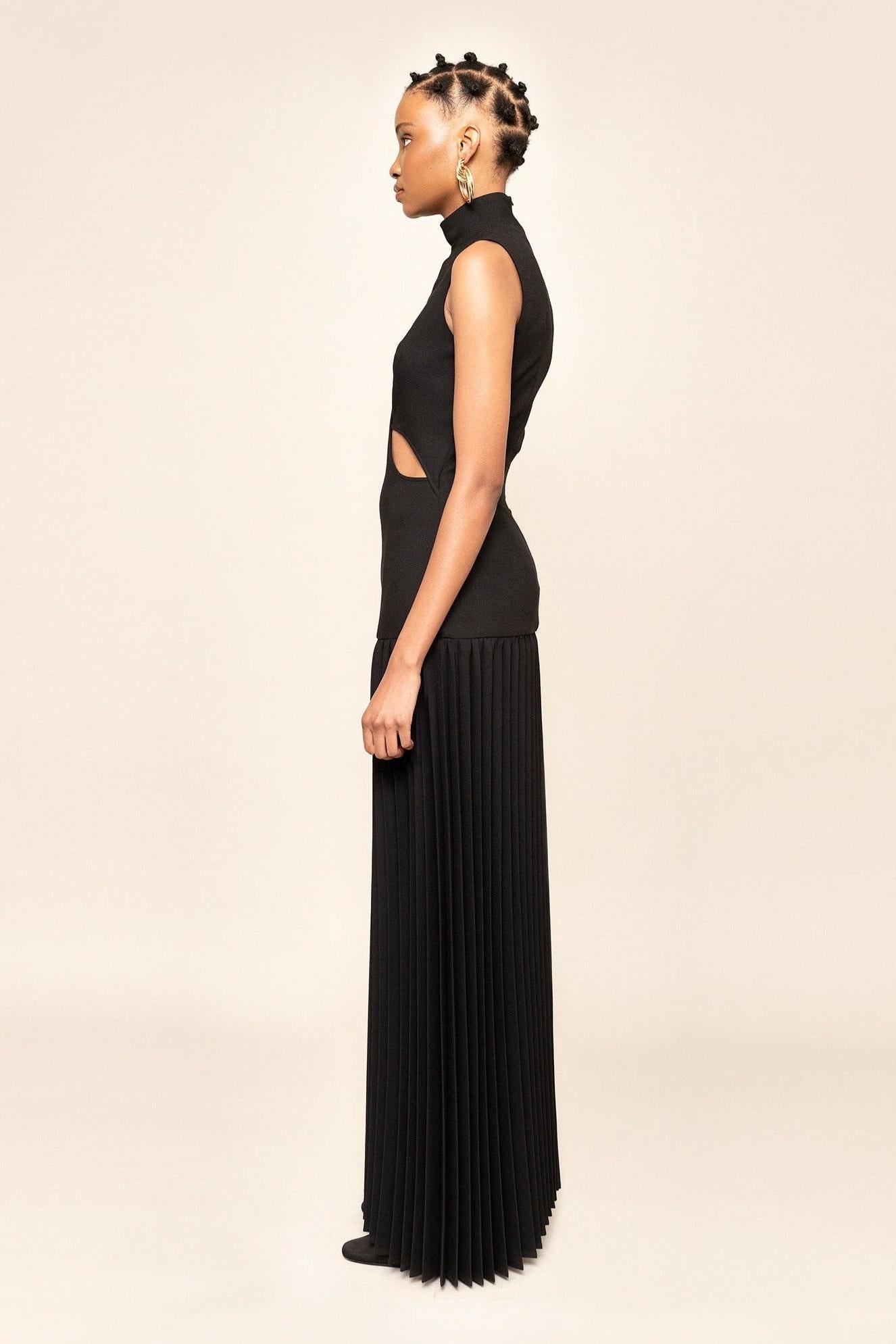 Pleated cutout maxi dress – Zarielle