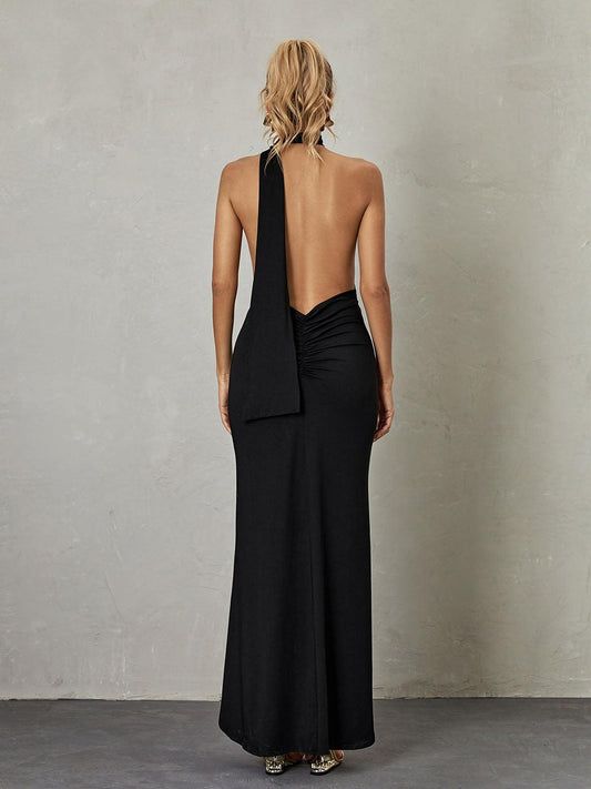 Backless Maxi Dress in Black – Zelora