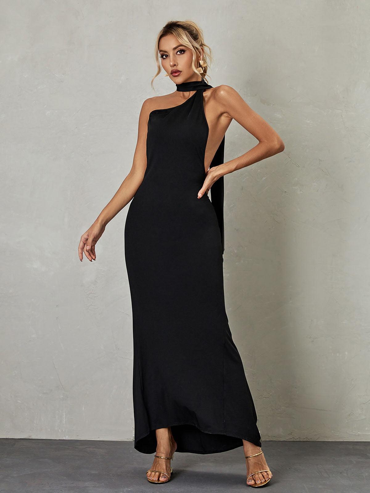 Backless Maxi Dress in Black – Zelora