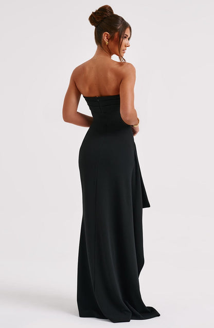 Selina – Black Side-Slit Maxi Dress